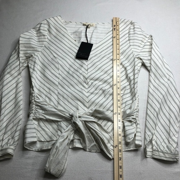 Jane & Delancey NWT New Women's Striped Top Blouse Size Medium - Picture 8 of 12